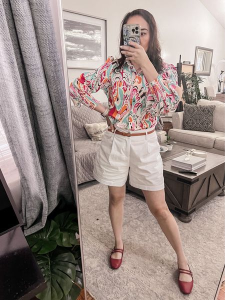 Amazon finds, casual spring outfit 

#LTKstyletip #LTKitbag #LTKshoecrush