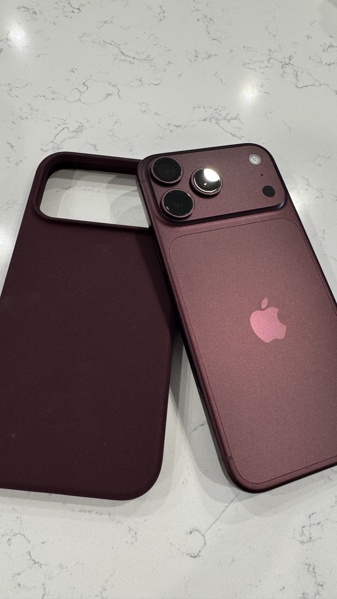 Found the perfect match!! New phone and matching case from @amazon

#iphone #case #burgundy

#LTKdayinmylife #LTKWorkwear #LTKU