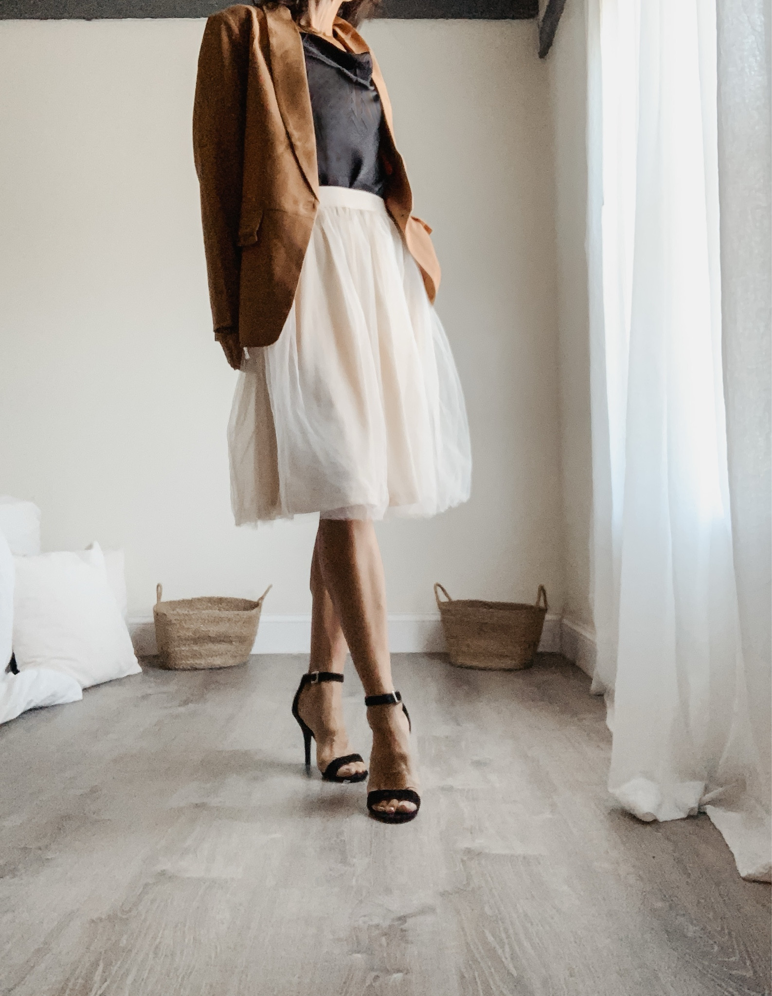 Blazin’ into this weekend like ✨ 
I love how this outfit comes together, perfect fall outfit for dancing all night. Or just grabbing a fall coffee ☕️ 

#LTKSeasonal #LTKstyletip #LTKunder50