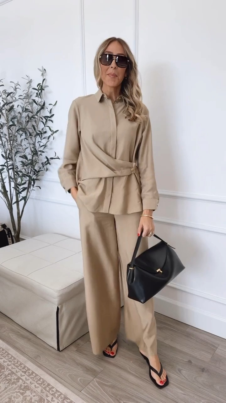 Elegant set that is perfect for the coming season! Fits true to size and I’m wearing size small 



#LTKSeasonal #LTKStyleTip #LTKU