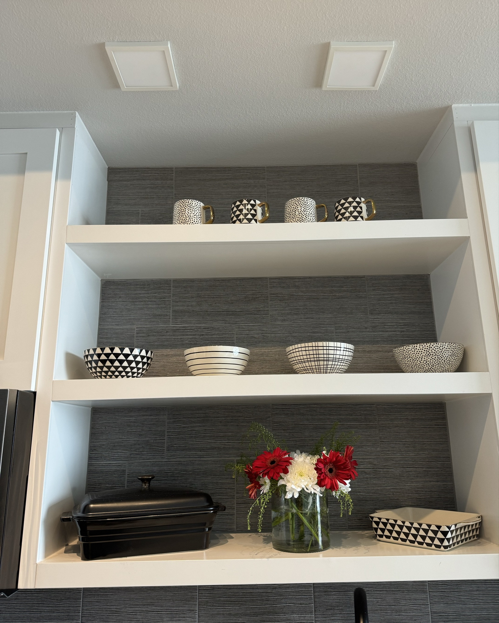 A little home photo dump ft my favs from Thyme & Table at Walmart 

#LTKFamily #LTKHome