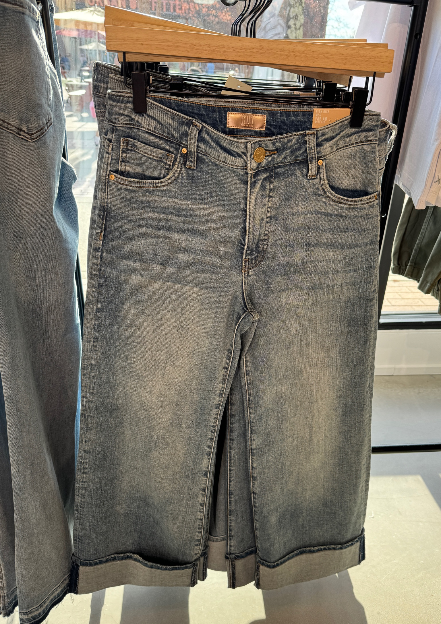 I love the wash, cuff, and wide leg of these KUT jeans 👖 

#LTKstyletip #LTKSeasonal #LTKmidsize