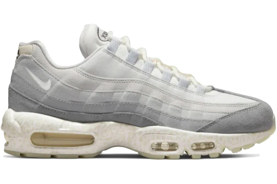 Air Max 95Light Bone GID | StockX