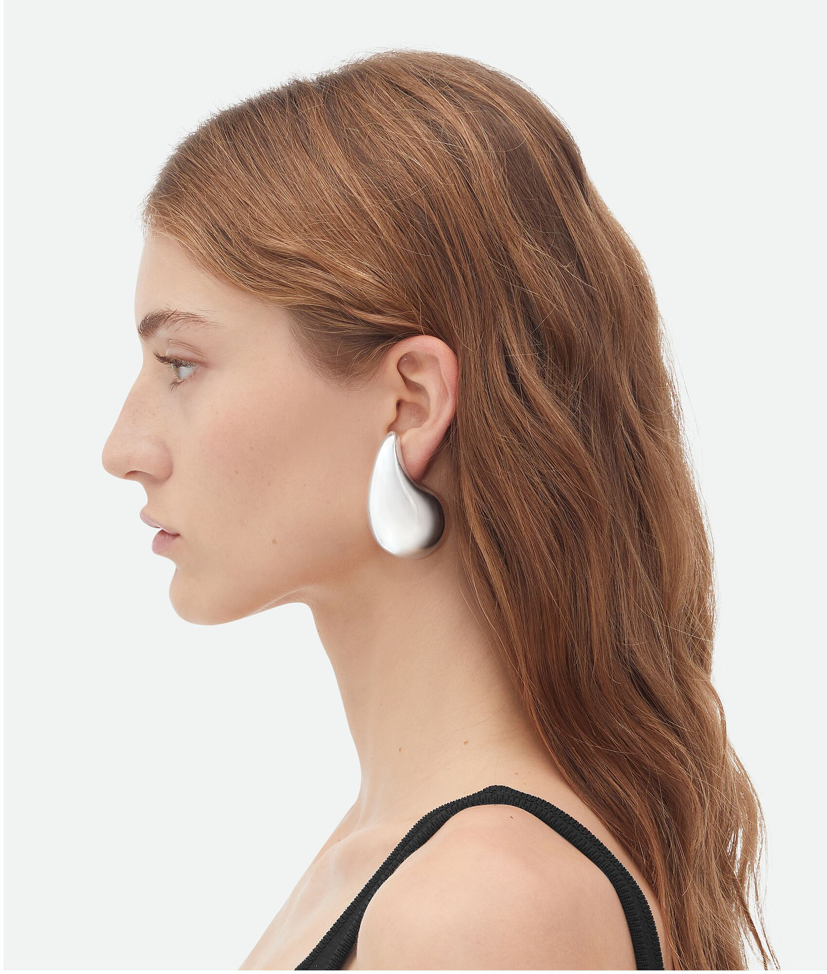 Women's Large Drop Earrings in Silver | Bottega Veneta GB | Bottega Veneta