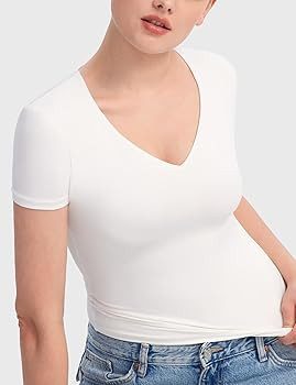 PUMIEY Women's V Neck Short Sleeve T Shirts Slim Fit Going Out Tops Sexy Basic Tee Sharp Collecti... | Amazon (US)