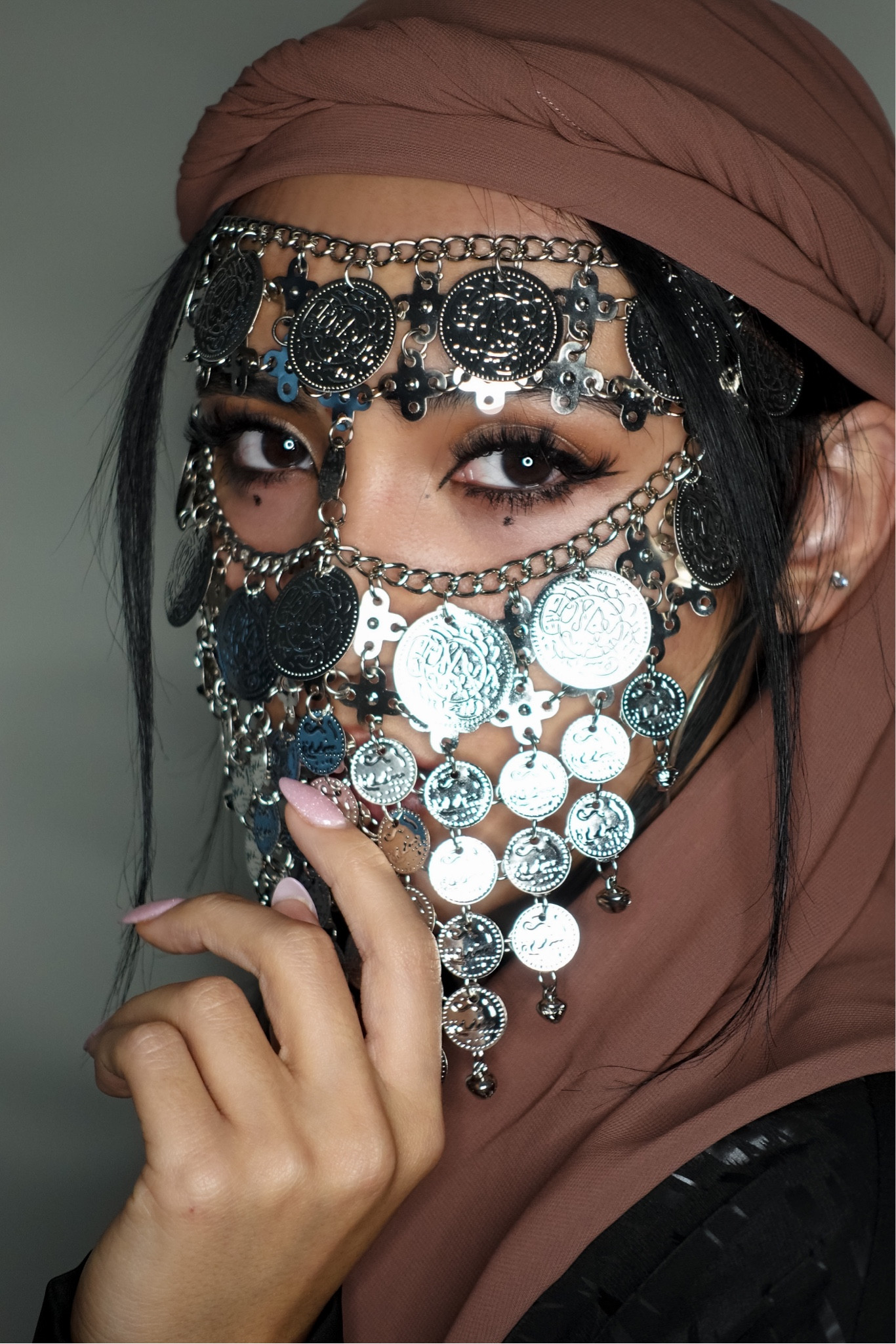 Arabic Face Jewelry and headscarf 

#LTKFind #LTKbeauty #LTKstyletip