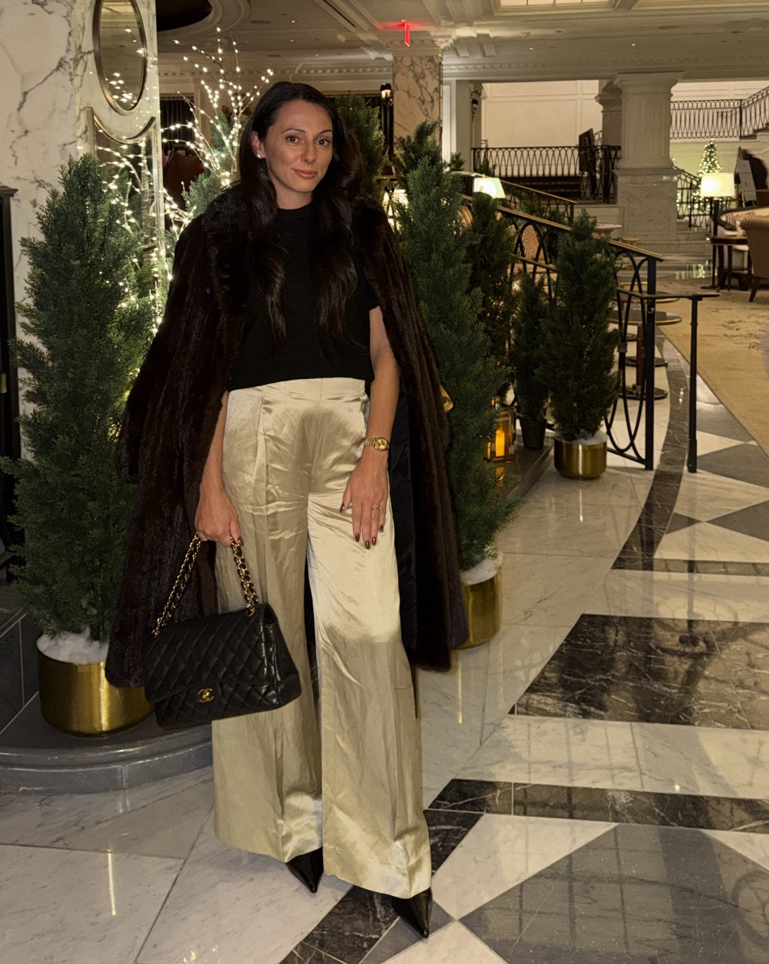 Chic & cozy winter outfit for dinner. 
Stay warm & stylish this season. 


#LTKootd #LTKgrwm #LTKdayinmylife