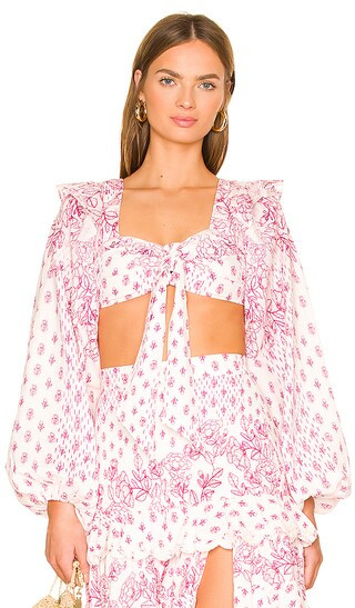 Suki Crop Top in Off White & Crimson | Revolve Clothing (Global)