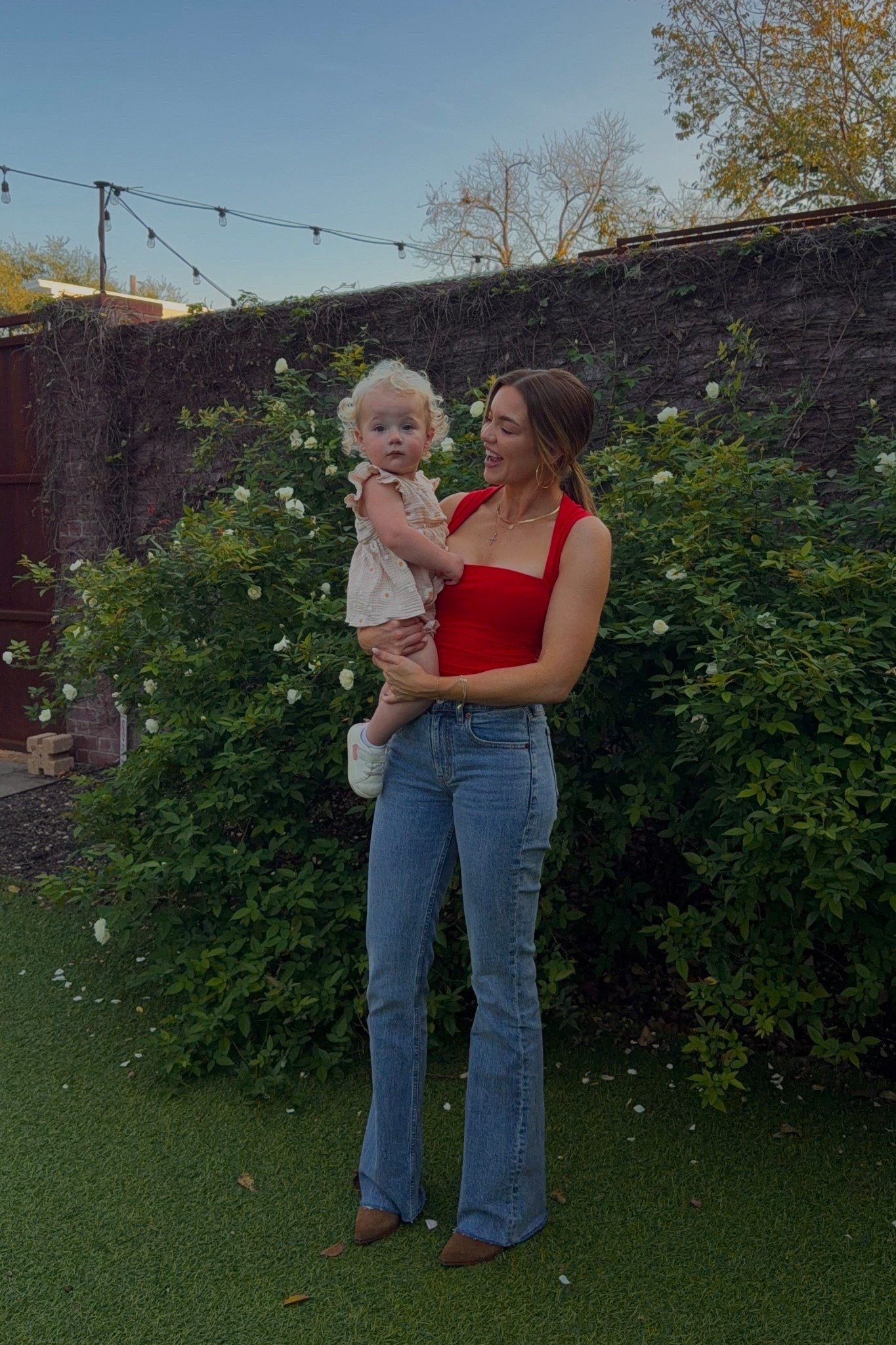 top: xs // jeans: 24 regular (i’m 5’3)