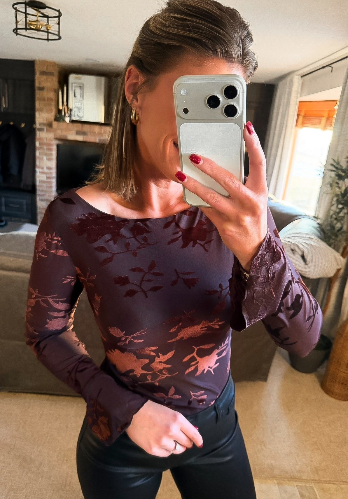 Date night top from Amazon. 

Wearing small but would prefer medium for extra sleeve length. 

#LTKSeasonal