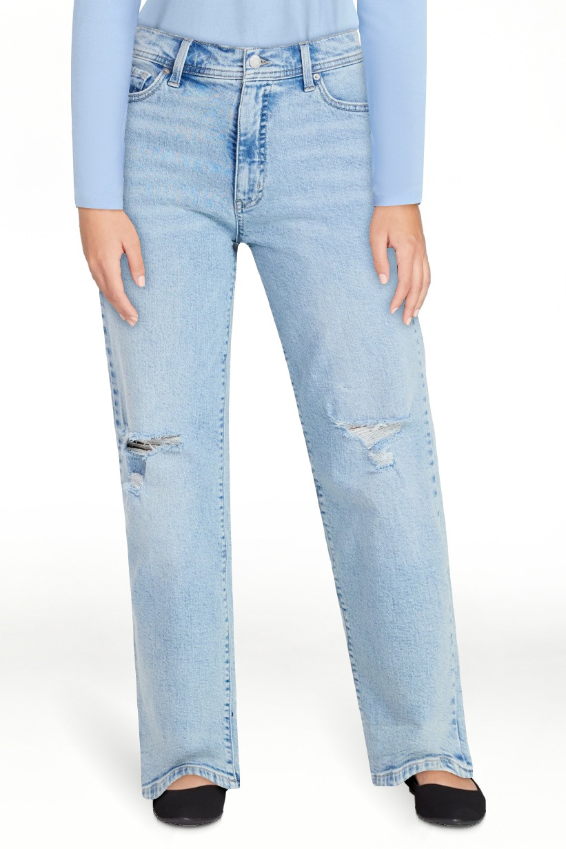 Time and Tru Women's Relaxed Boyfriend Jeans, 26" Inseam, Sizes 0-22 | Walmart (US)