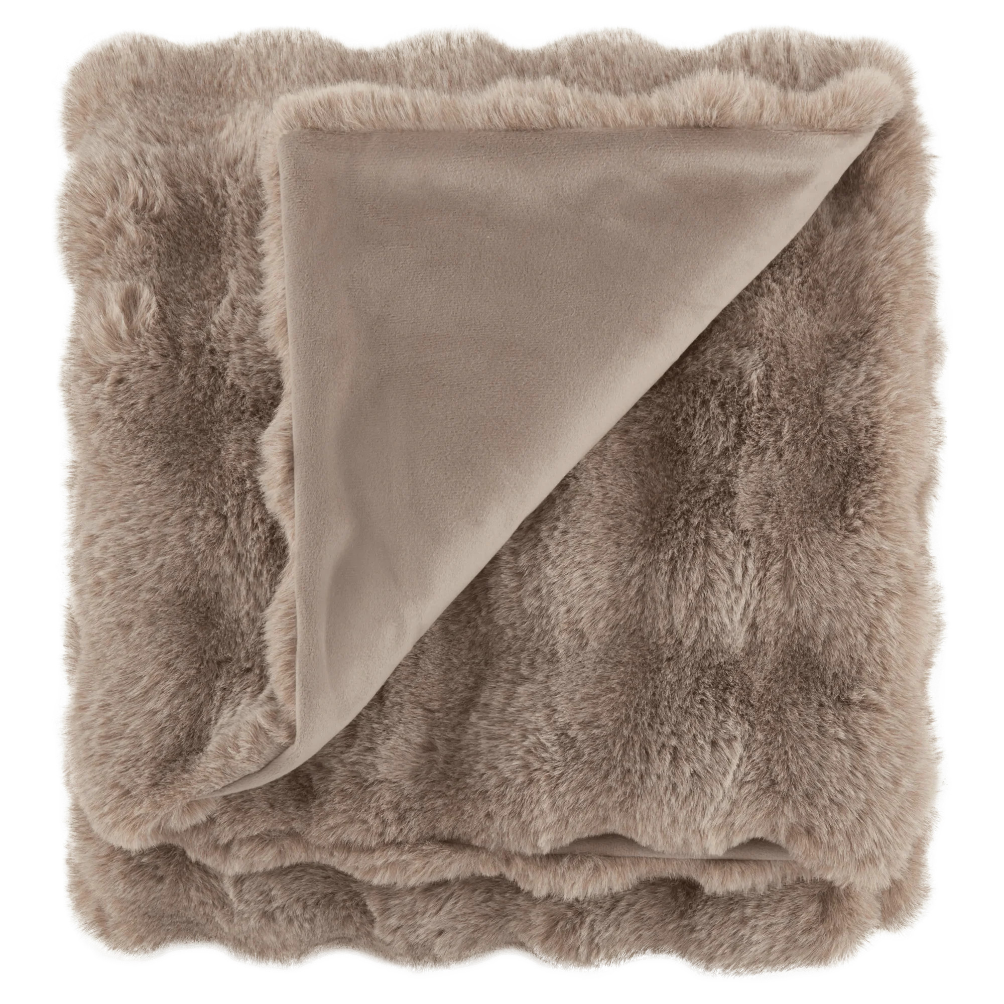 Bubble Faux Fur Throw | Bouclair