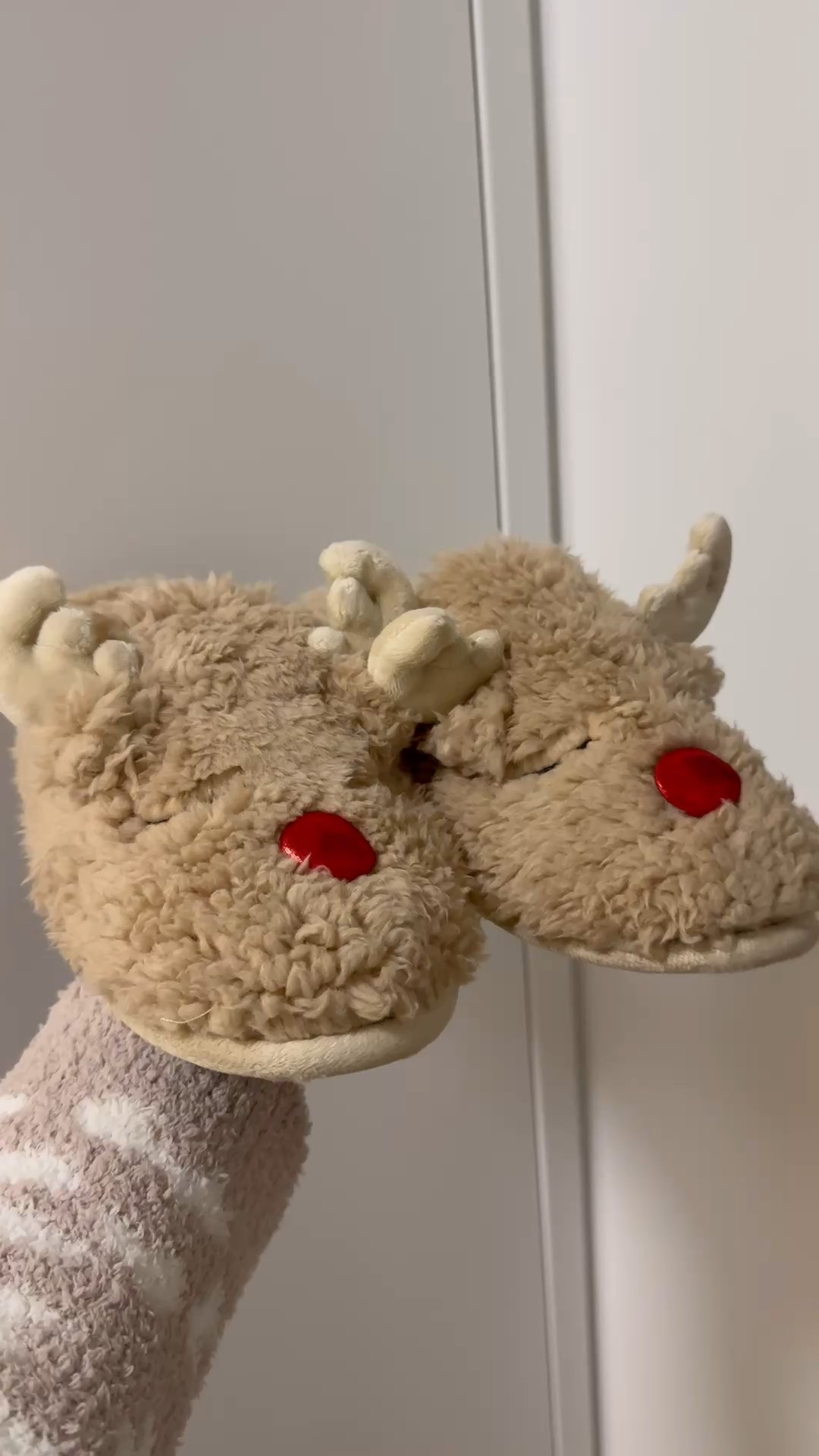 And how cute are these Christmas slippers. I love a reindeer 

#LTKSeasonal #LTKHoliday #LTKGiftGuide