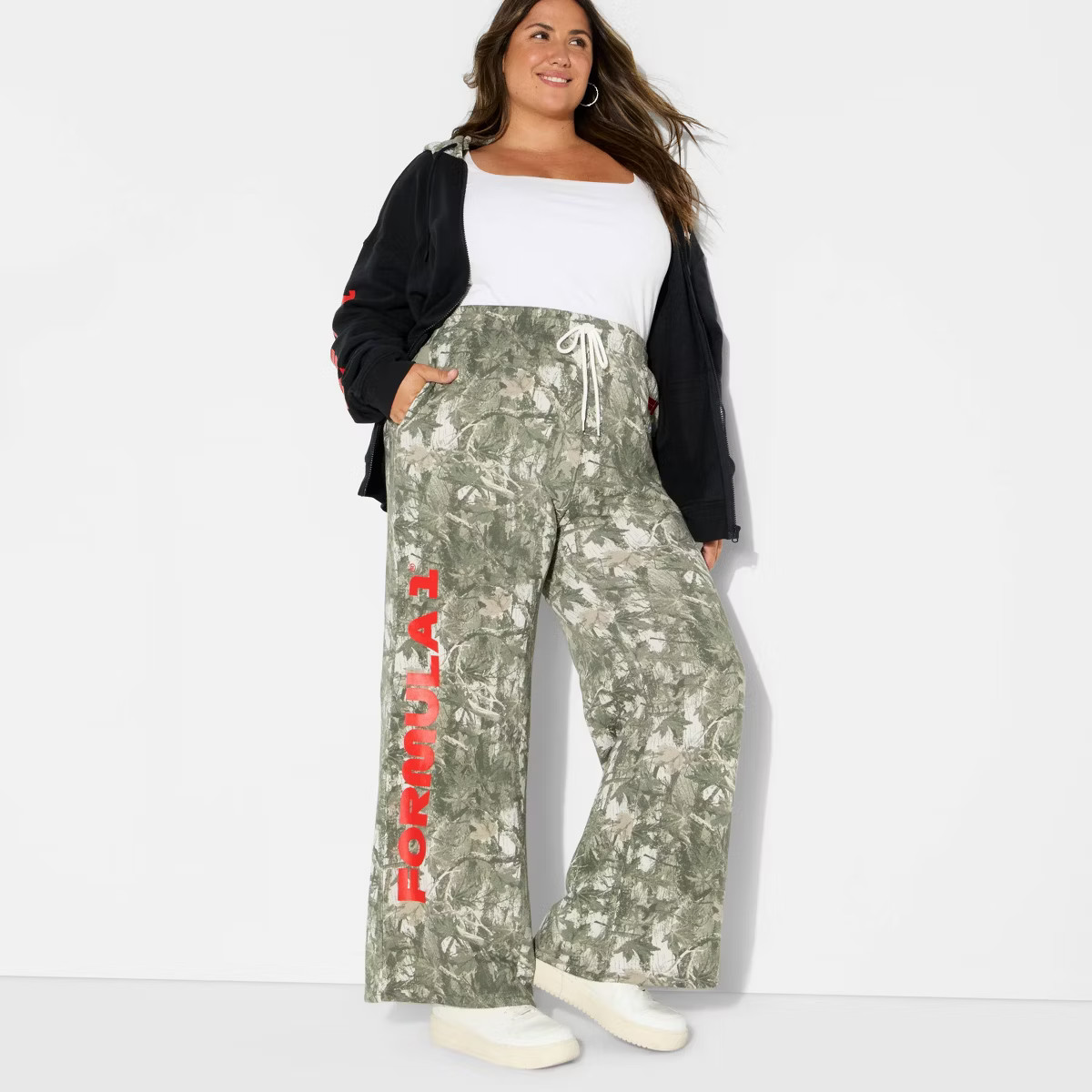 Women's F1 Camo Graphic Lounge Pants - Green | Target