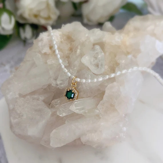 Freshwater Pearl Emerald Charm Choker Necklace/ Pearl Choker Necklace | Etsy (US)