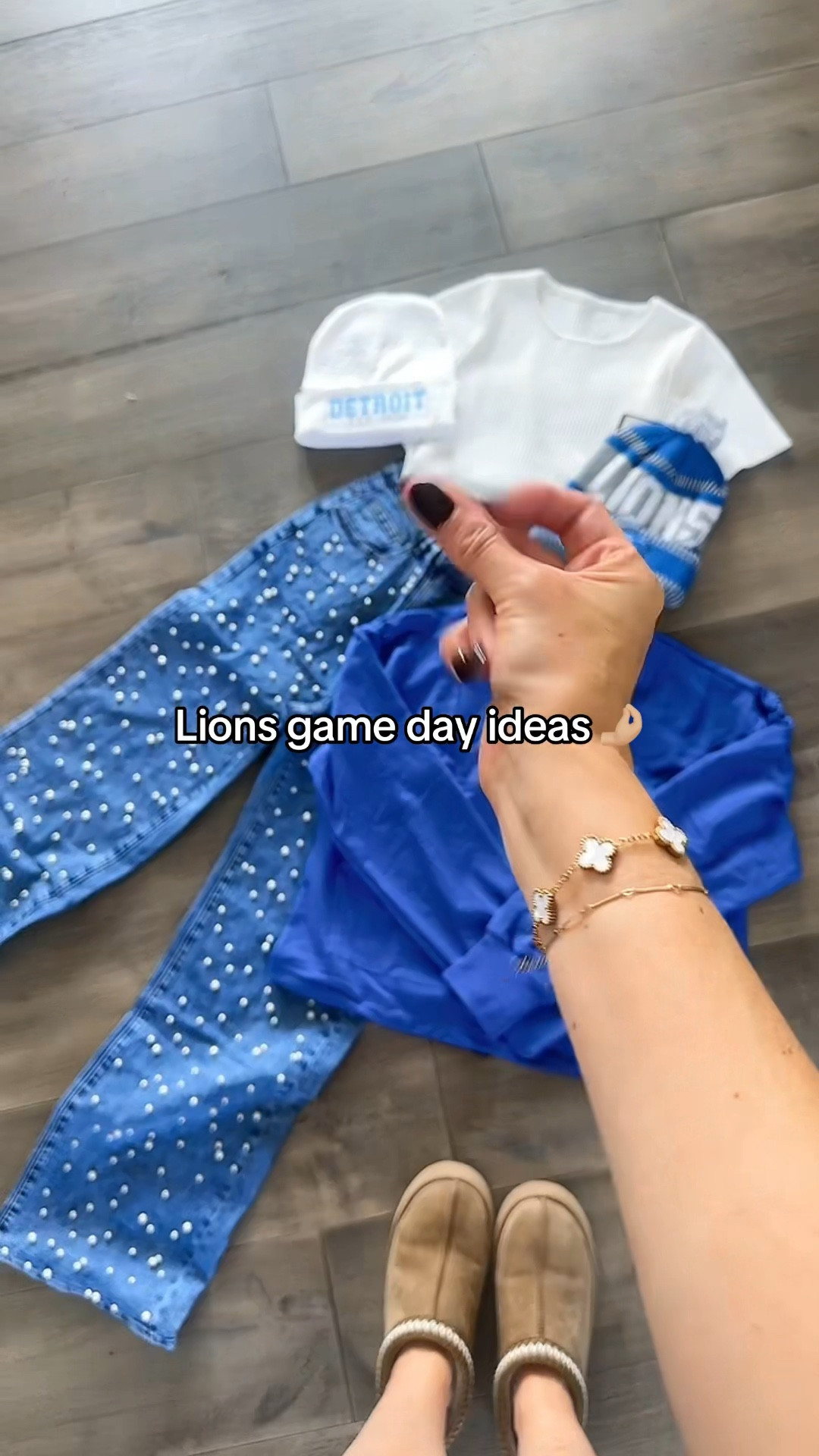 GAME DAY READY | NFL | Sports Gear 🏈

#LTKFindsUnder100 #LTKActive #LTKStyleTip