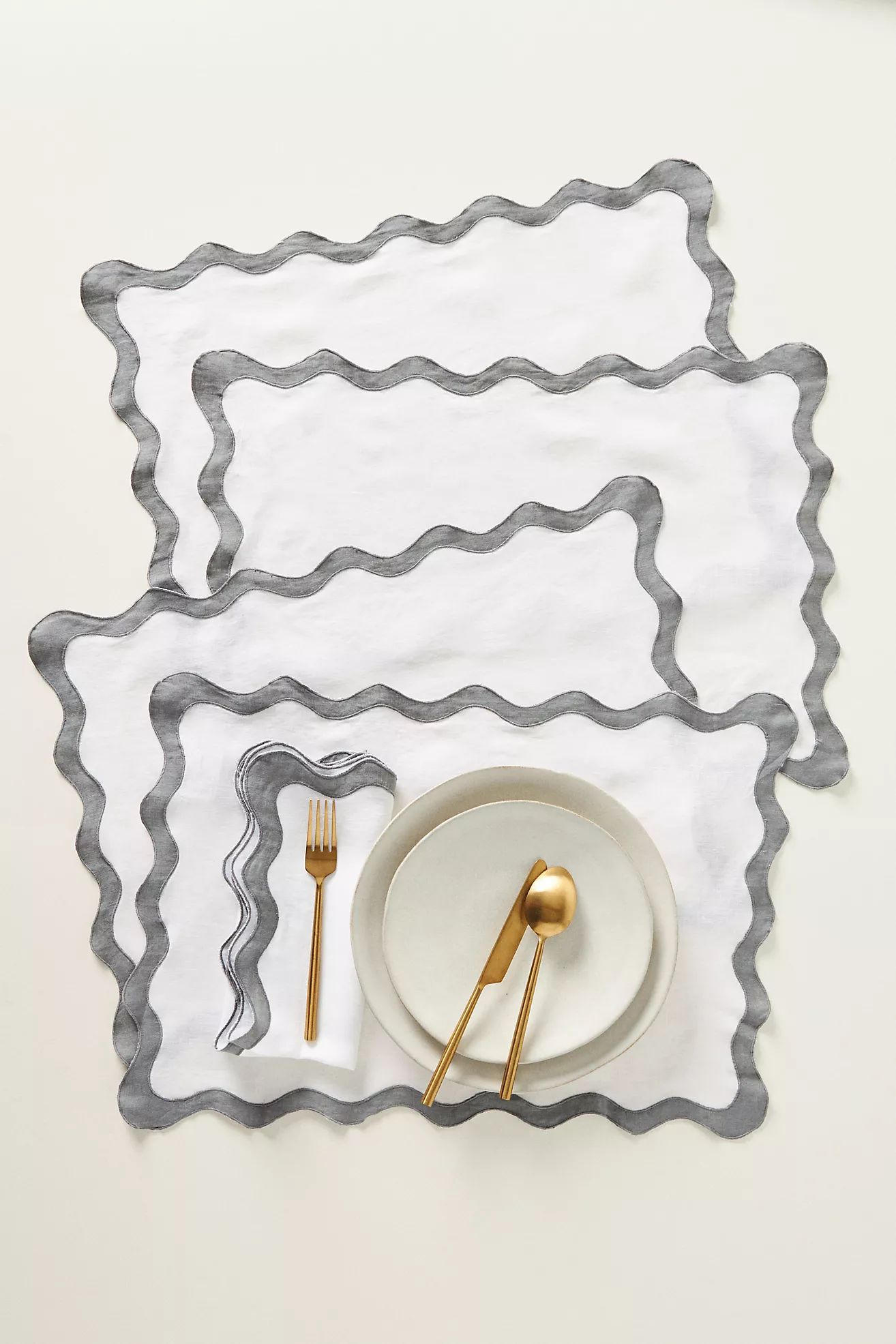 Bed Threads Scalloped Linen Placemats, Set of 4 | Anthropologie (US)