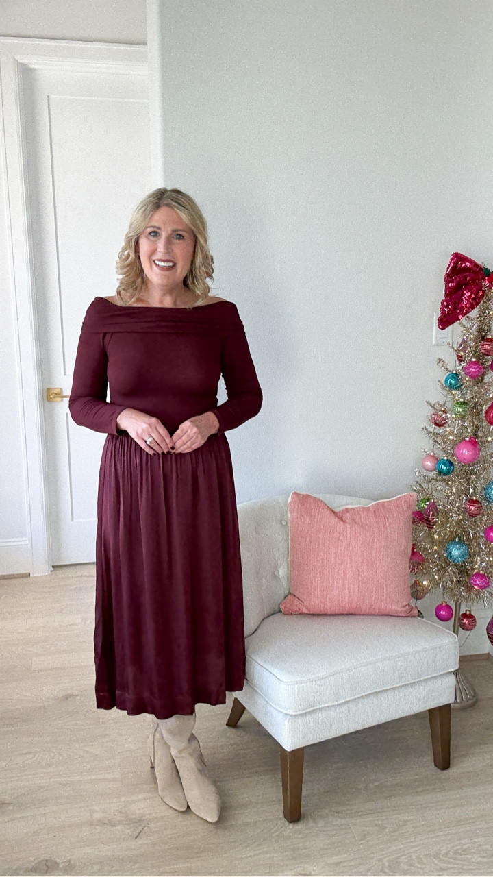 Soft, romantic style that makes you glow this holiday season… ✨
Comment HOLIDAY and I’ll send you the links!

Bonus—The dress is currently on sale!
Size up one. Dress runs snug.

There’s something about a beautifully cut holiday dress — the way it drapes, flatters, and adds a touch of feminine charm without ever feeling “too much.”

From concerts to dinners to hosting at home, it’s the kind of dress you slip on and instantly feel like the best version of yourself — polished, confident, and quietly festive.

#stitchfixpartner #belladahl #HolidayStyleOver50 #MidlifeFashion #HolidayOutfitIdeas