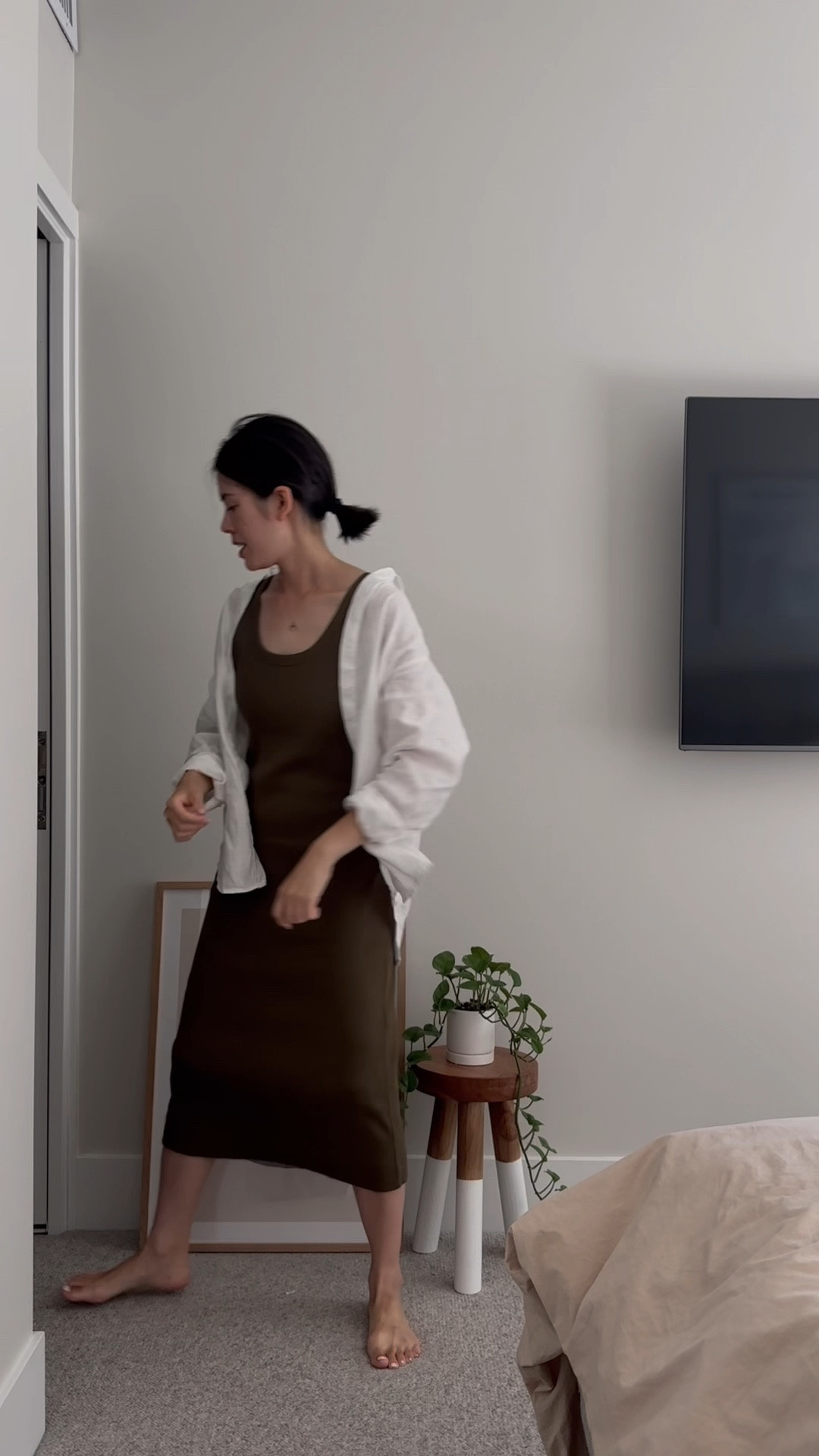 Shirt: Everlane. Sized up to size 8
Dress: tank dress. Tts
Slides: tts  