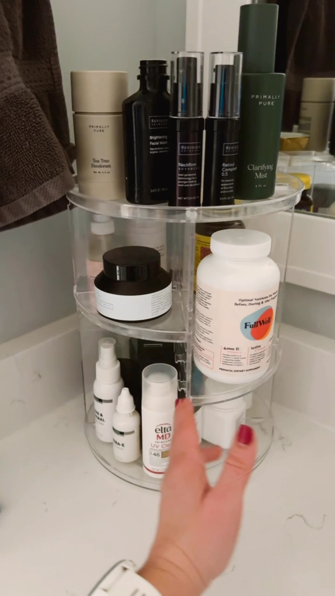 Loveee this bathroom organizer for all my skincare things / supplements and more! Only $15 



#LTKBeauty #LTKHome #LTKGiftGuide