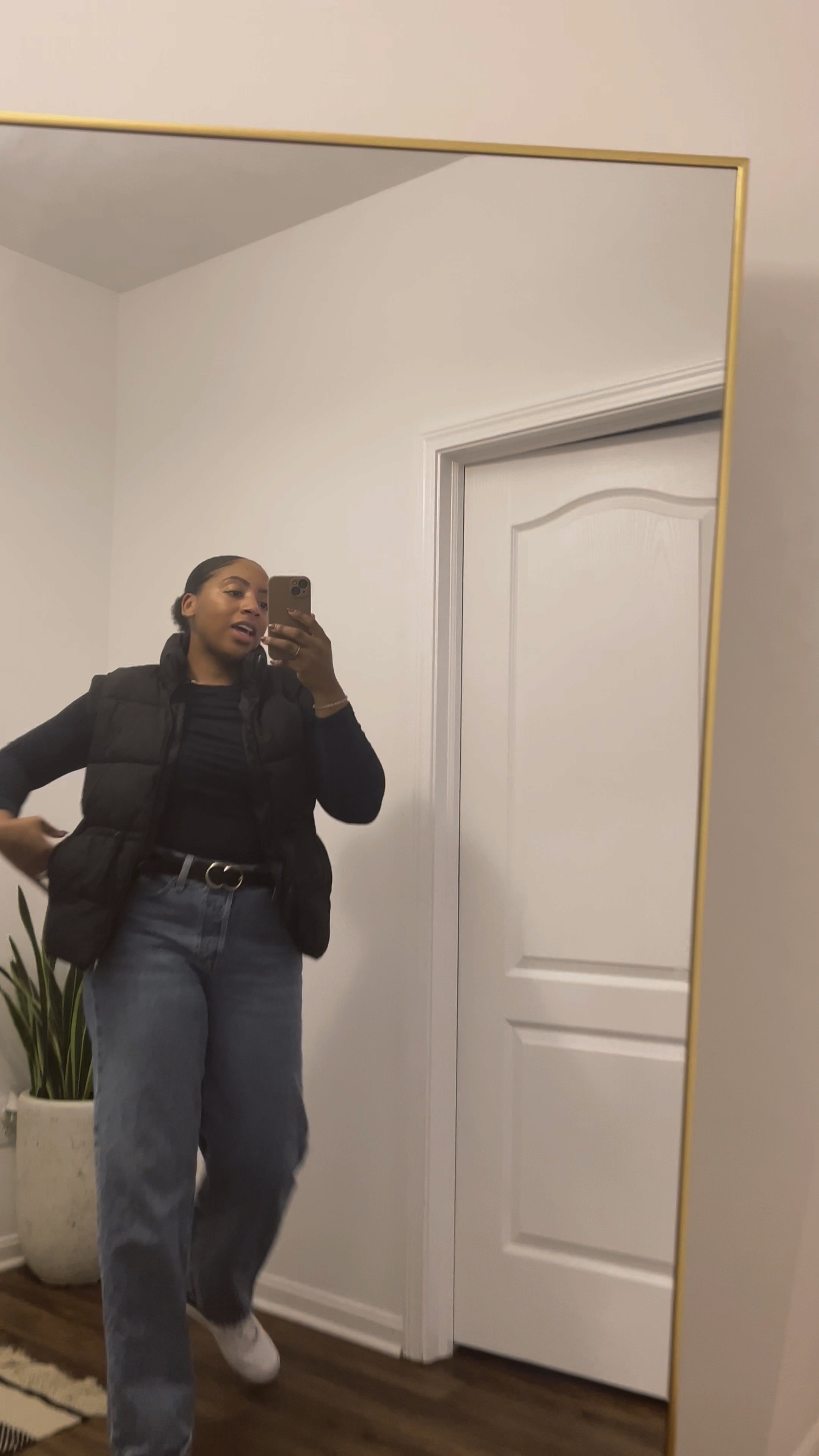 Casual work outfit! Loving target denim jeans and this puffer! Easy thanksgiving weekend look! 

#LTKWorkwear #LTKFindsUnder50 #LTKHoliday