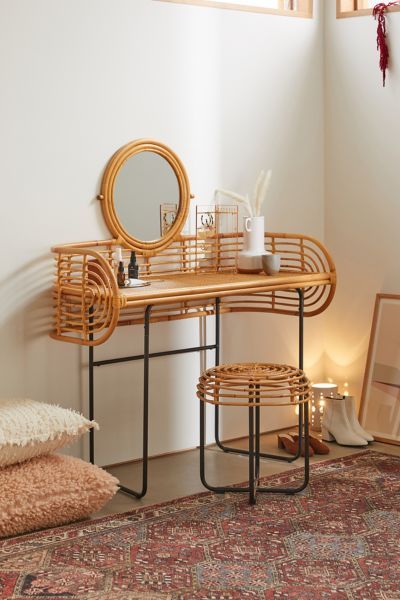 Mikko Vanity | Urban Outfitters (US and RoW)