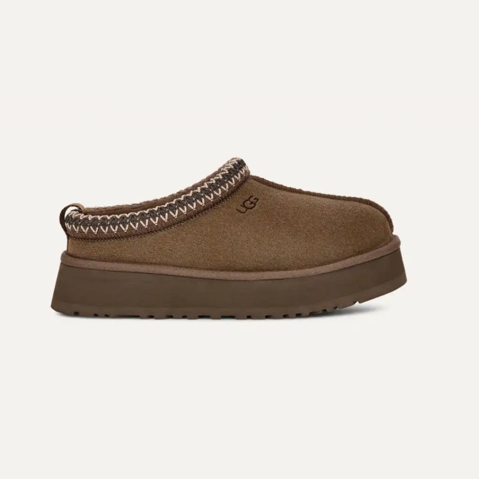 New color for fall 🧸🤎🍂✨

Ugh Tazz in color : Hickory 🤎

this will definitely sell out!!! 

#LTKFallSale #LTKShoeCrush #LTKSeasonal