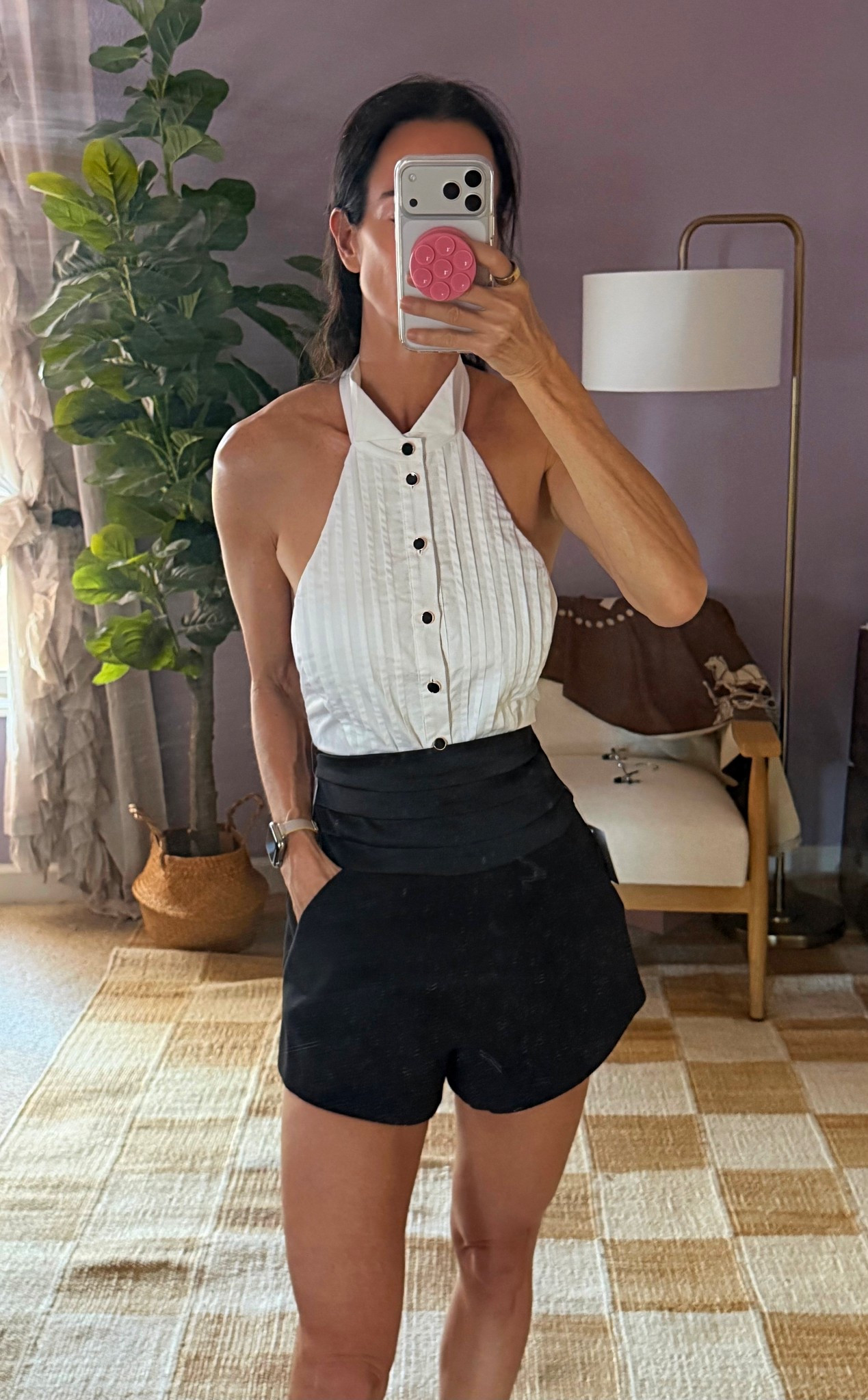 Cummerbund shorts + a tuxedo tank? Say less. 🖤✨
A little polished, a little playful, and 100% ready to dance the night away.

Proof that black-tie energy can absolutely have a sense of humor. 💃🥂

Wearing XS

#NicoleColeeStyle #ChicAndPlayful #ModernClassics #NightOutStyle #EffortlessGlam

Nicole Colee, Ronny kobo

#LTKgrwm #LTKdayinmylife #LTKootd