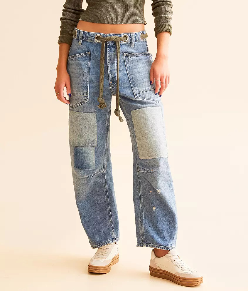 Moxie Low Slung Pull On Jean | Buckle