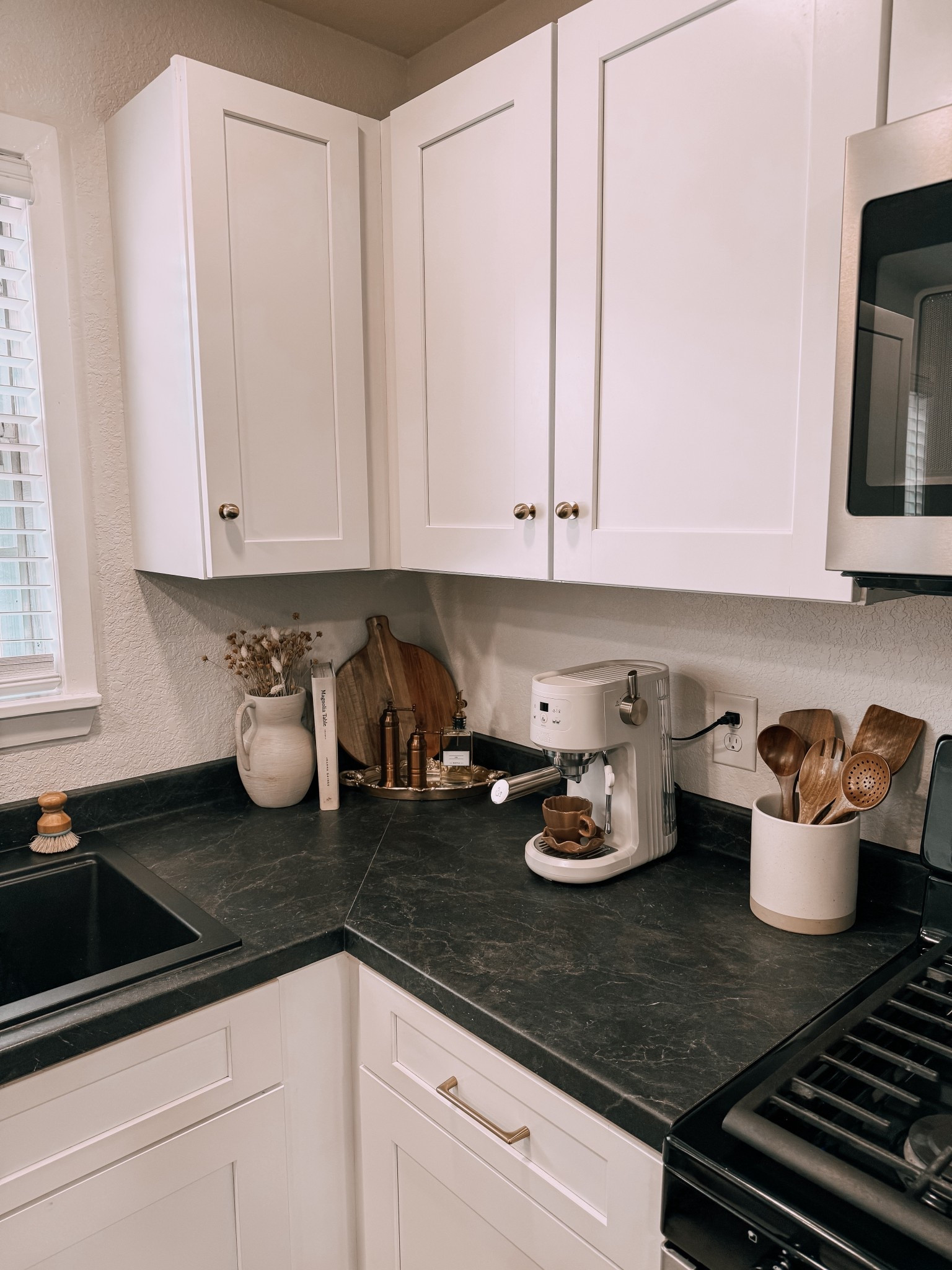 Cozy kitchen corner 🤎

#LTKHome