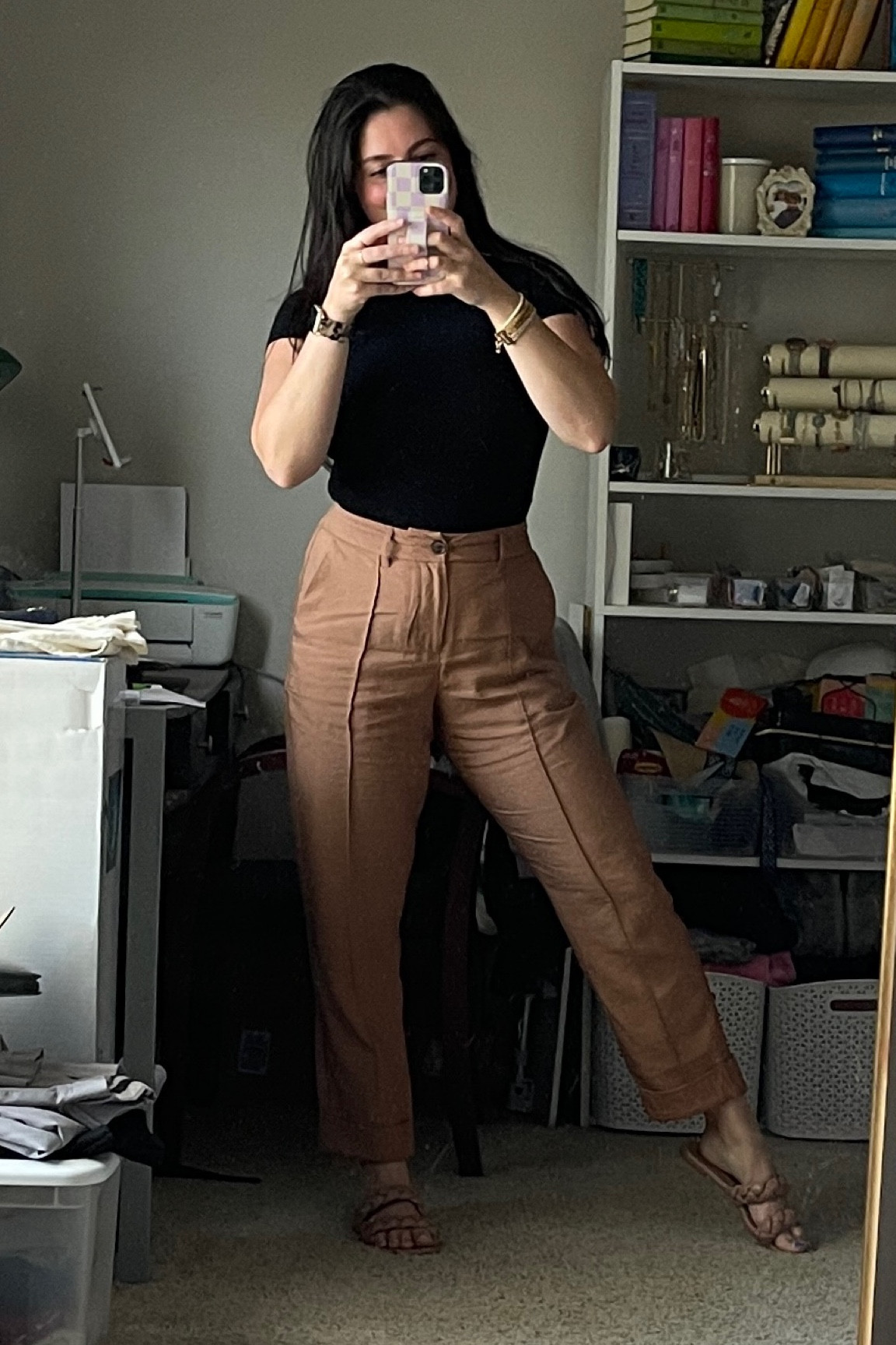 An affordable & attainable business casual look! 

My sizes
Bodysuit: M
Pants: 6





#LTKworkwear #LTKunder50 #LTKFind