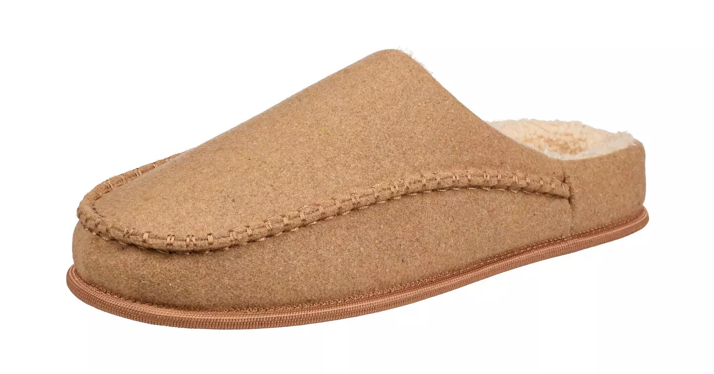 DICK's Sporting Goods Cozy Men's Slippers | DICK'S Sporting Goods