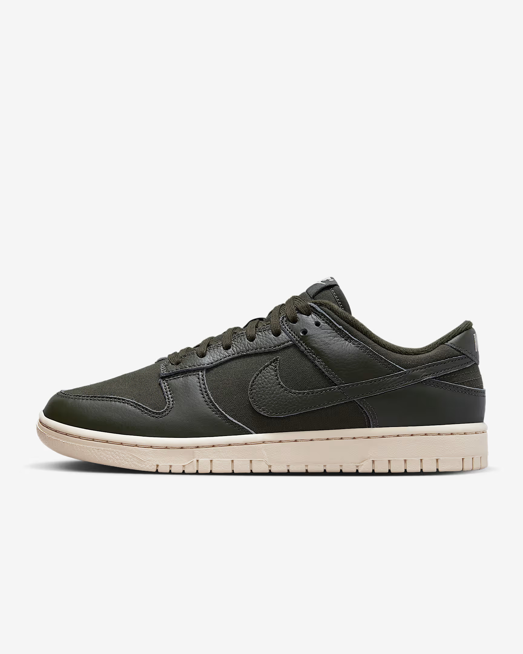 Nike Dunk Low Retro Premium | Nike (US)