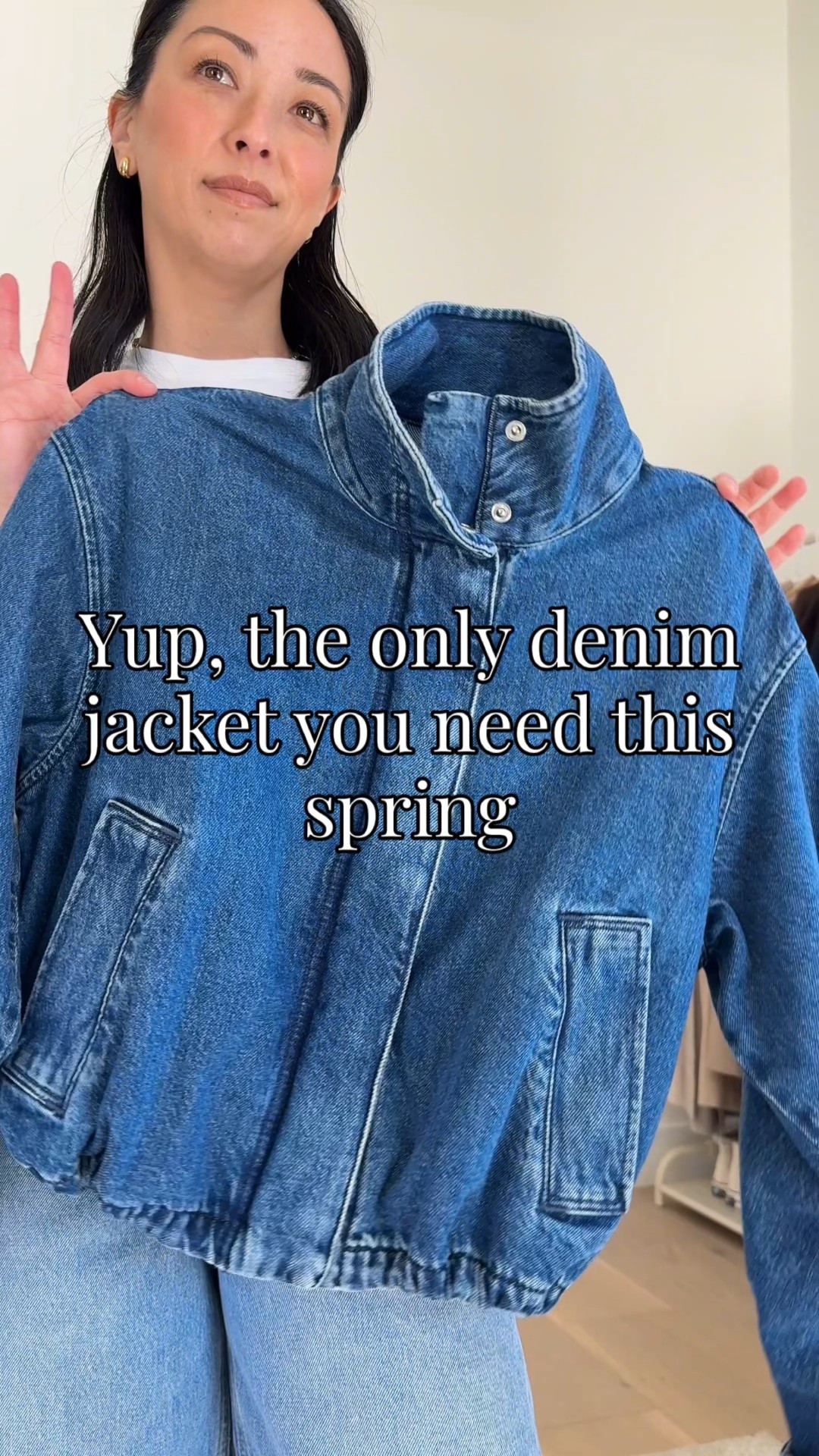 Madewell Field Crop Jacket styled 2 ways. Obsessed with this shape. I love a funnel neck and a cinched waist on a jacket, so this is truly perfection. It comes in a khaki color as well, which I ordered. 

Madewell jacket small
Madewell tee xs
Pistola pants small - old, linked similar
Staud netted flats 35
Cuyana Easy tote 
Celine sunglasses
Quince earrings
Dorsey James necklace 15"

Madewell jacket small
Madewell tee xs
Citizens of Humanity Miro jeans 23 - run very big in this color, I sized down 2
Steve Madden Jelly flats 5 - run roomy
Dragon Diffusion Santa Croce Small - dark brown
Celine sunglasses


#LTKPetite