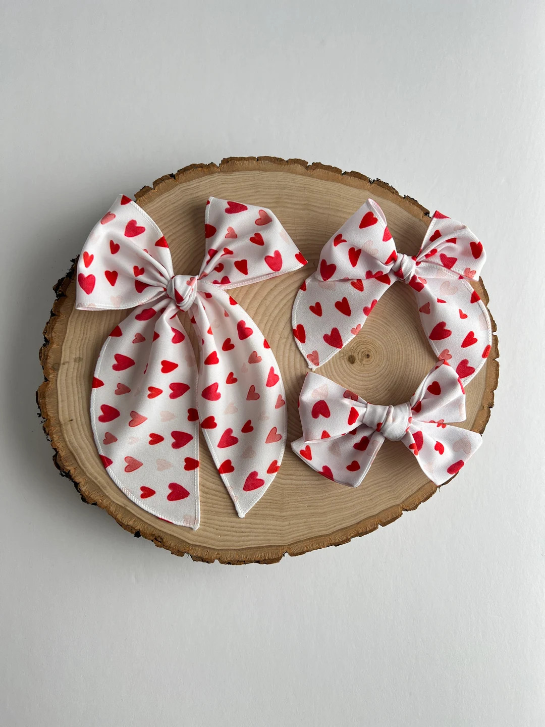 Red Heart Hair Bow Valentine Heart Fable Hair Bow Alligator - Etsy | Etsy (US)