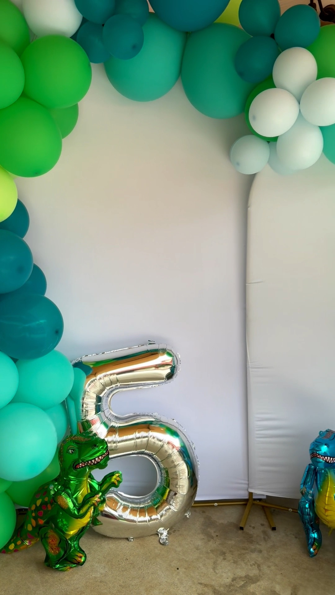 A Dino / Sonic mash up birthday party!

#LTKmomlife