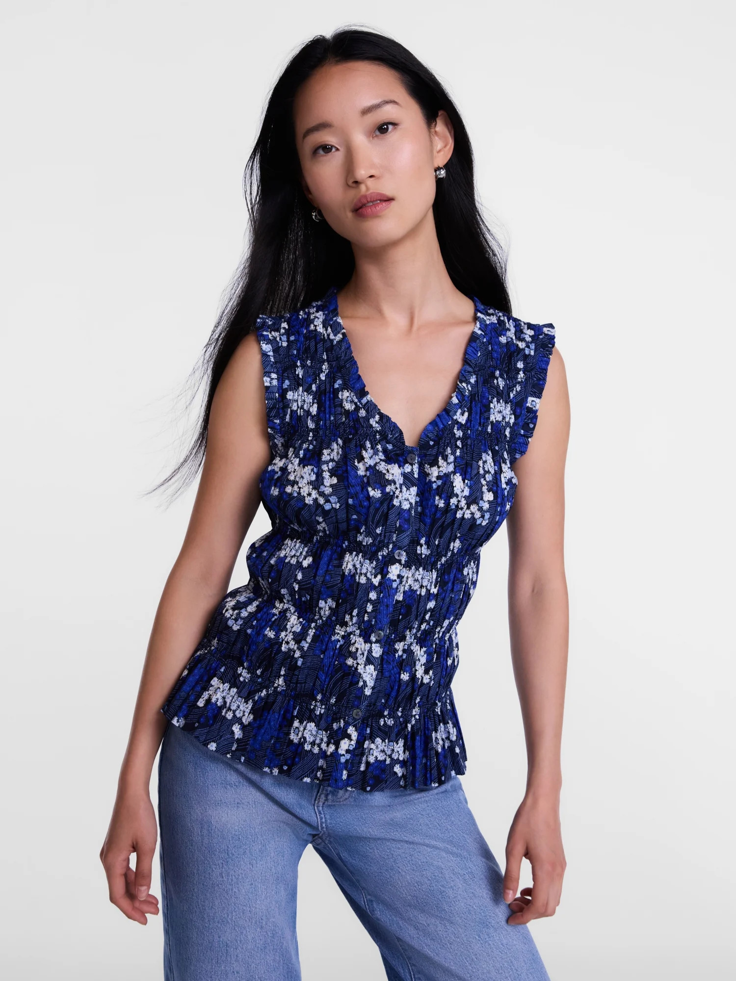 Scenario Women's Smocked Sleeveless Button Front Top, Sizes XS-XXXL | Walmart (US)
