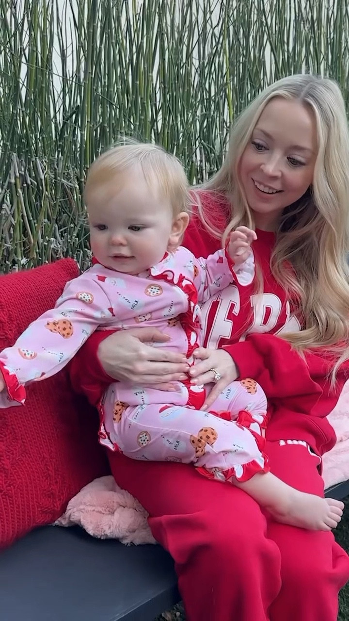 Taylor set up a little s’mores date for us ❤️

#LTKHoliday #LTKWatchNow #LTKFamily