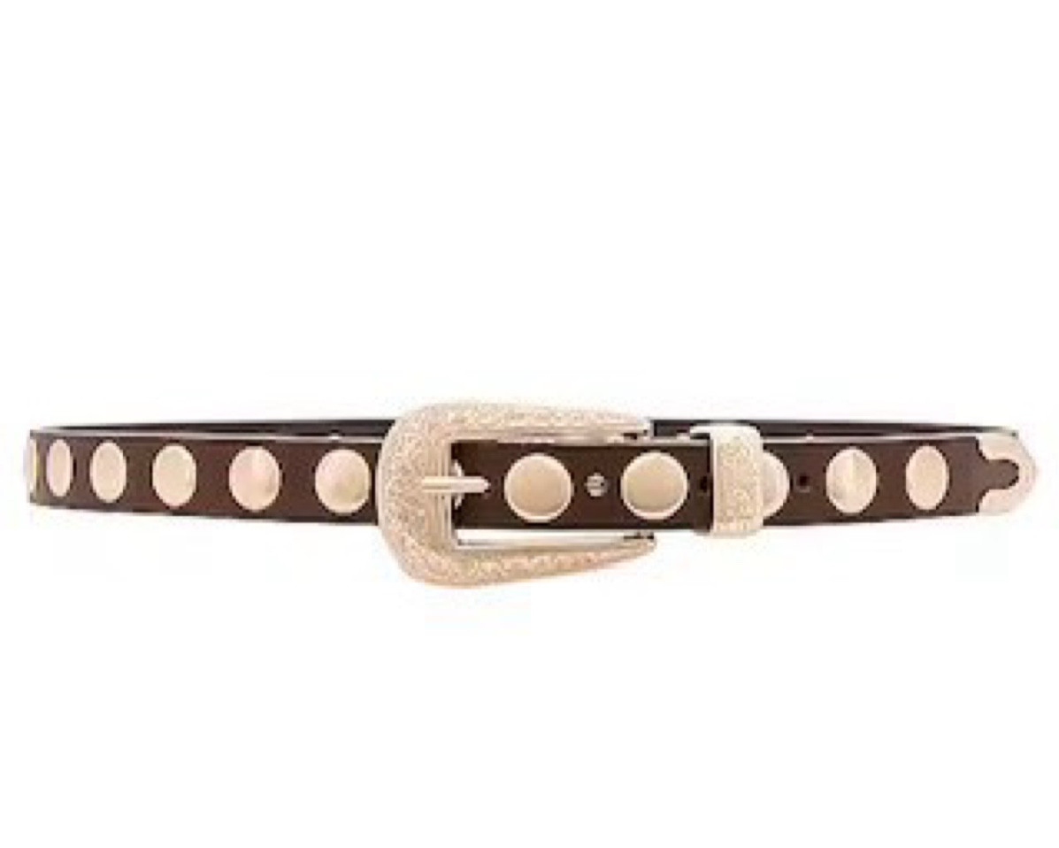 The perfect fall suede belt and the price point can’t be beat. Runs true to size 

#LTKSeasonal #LTKFallSale