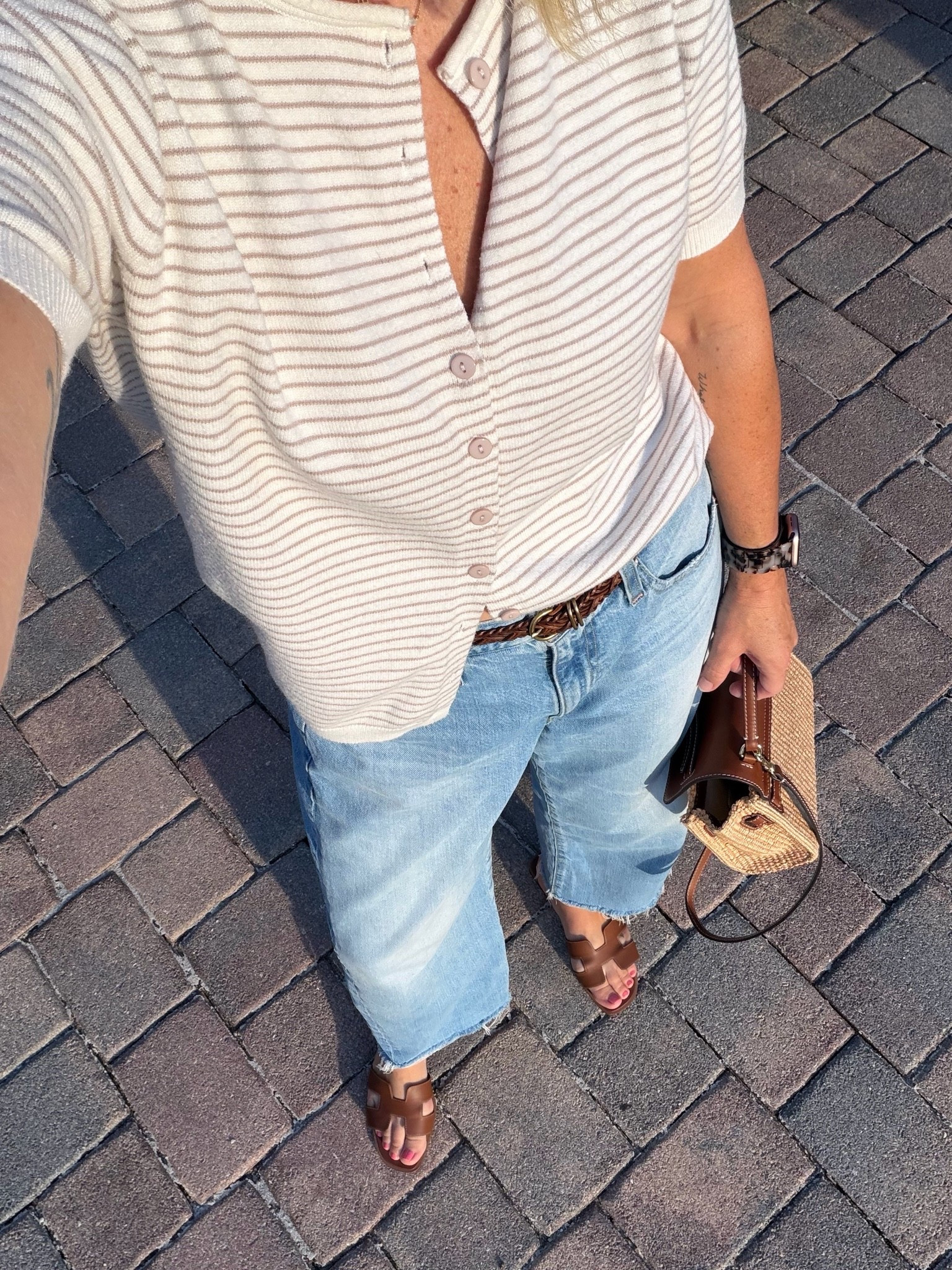 What I wore to coffee with some new friends! Medium top (super soft and comfy) and 29 jeans with some room. Definitely relaxed vibes here.

#LTKootd #LTKdayinmylife #LTKmorningroutine