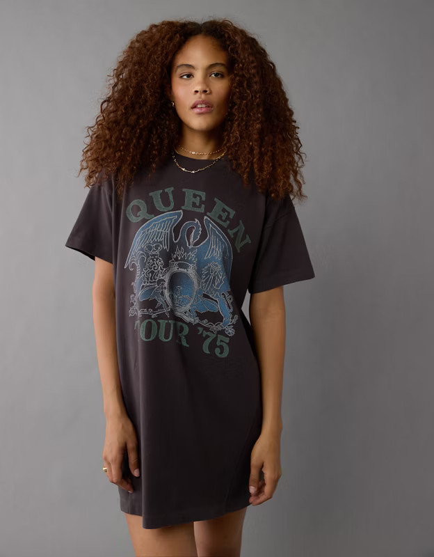 AE Queen Graphic T-Shirt Mini Dress | American Eagle Outfitters (US & CA)