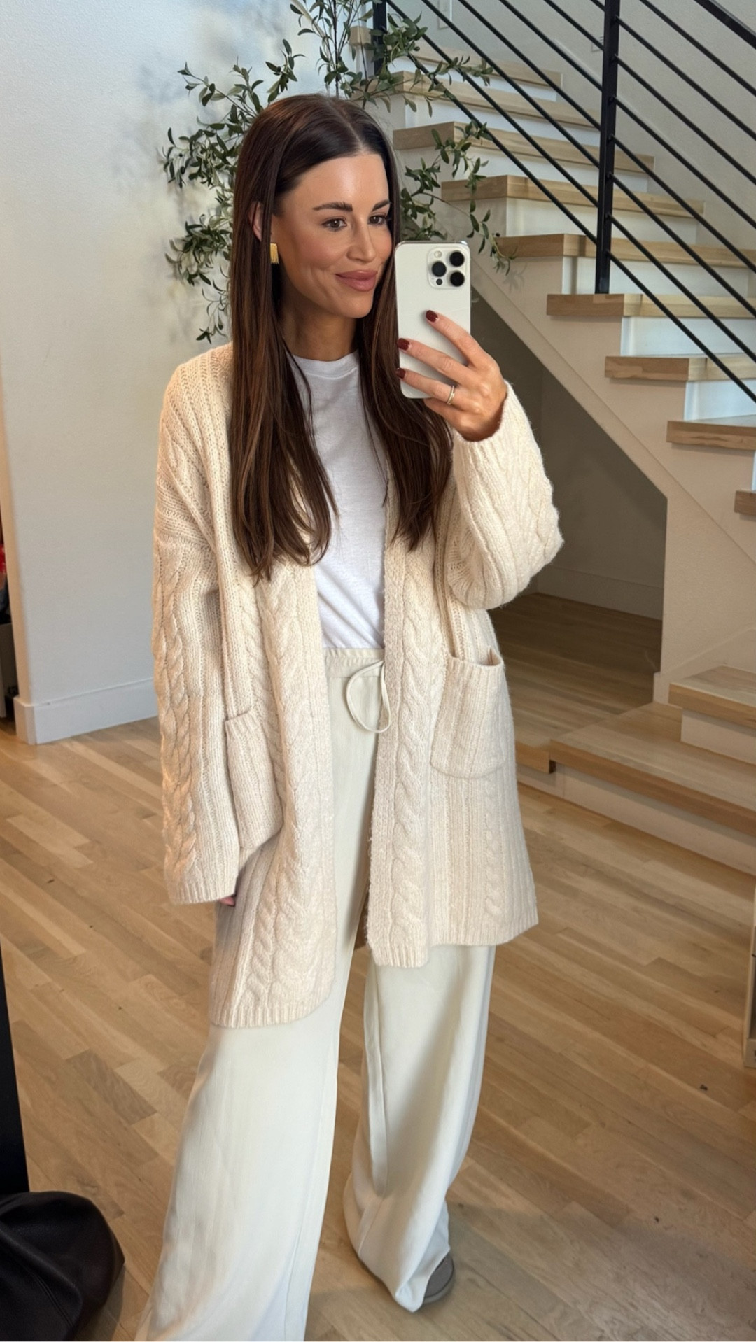 Wearing a medium in this cozy cream cable knit cardigan! This is so soft. Paired it with my Aritzia lodge pant lookalikes and a basic white top underneath!

Target outfits
Target fashion
Target style
Winter outfits
Winter style

#LTKgrwm #LTKFindsUnder100 #LTKootd