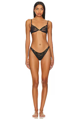 Le Stretch Multifit Unlined Demi Bra in Black | Revolve Clothing (Global)