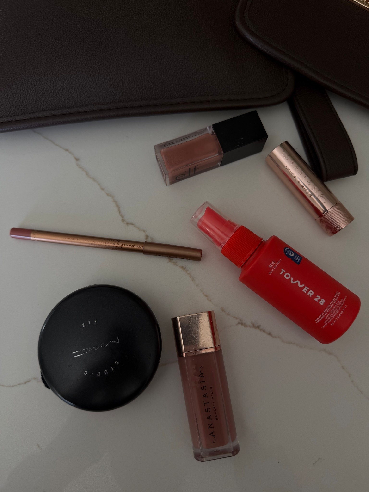 some of my on the go favorites!

#LTKBeauty #LTKOver40 #LTKSaleAlert