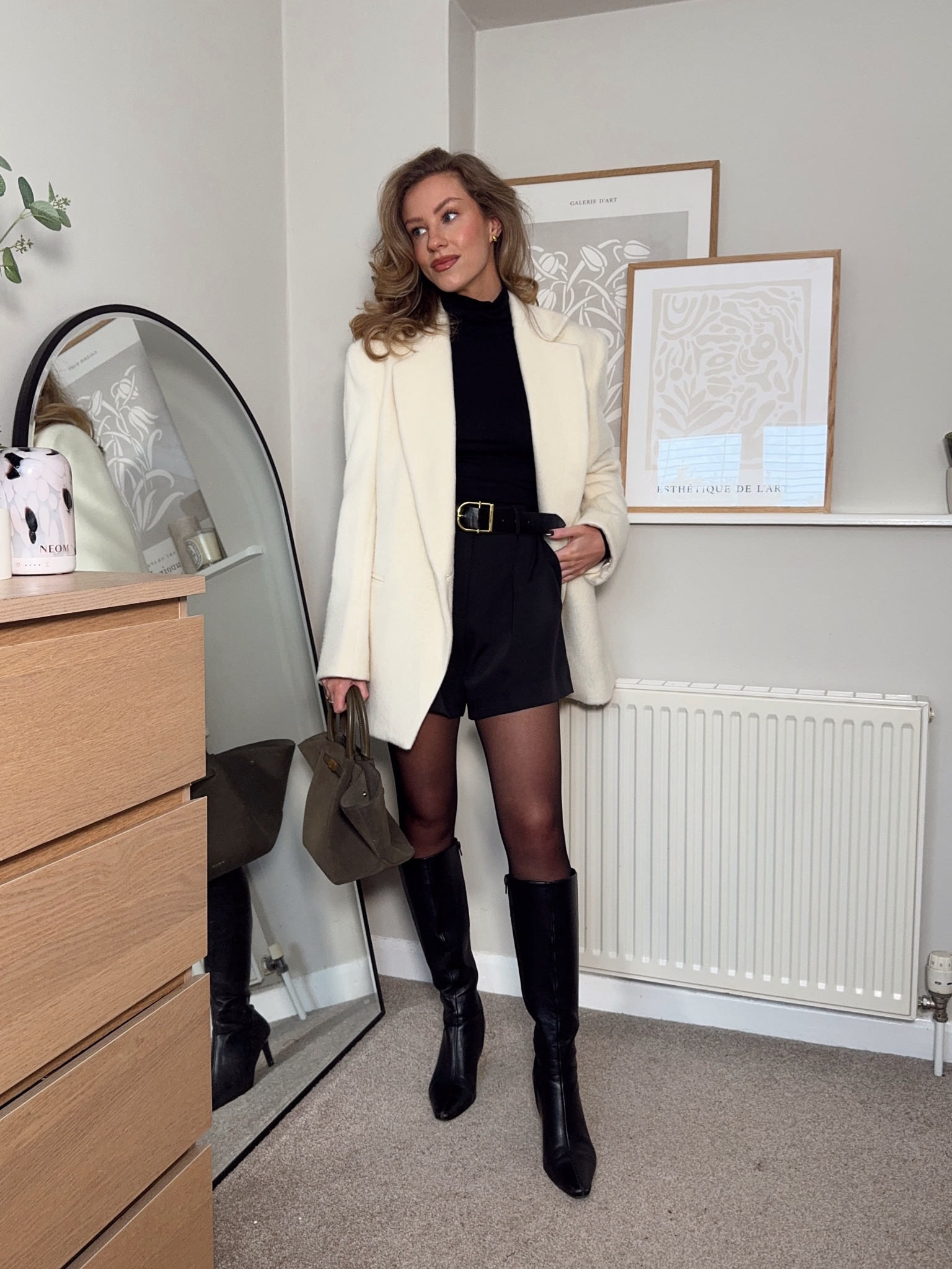 Capsule wardrobe, cream blazer, wool blazer, winter outfit, winter wardrobe essentials

#LTKuk #LTKstyletip #LTKwinter