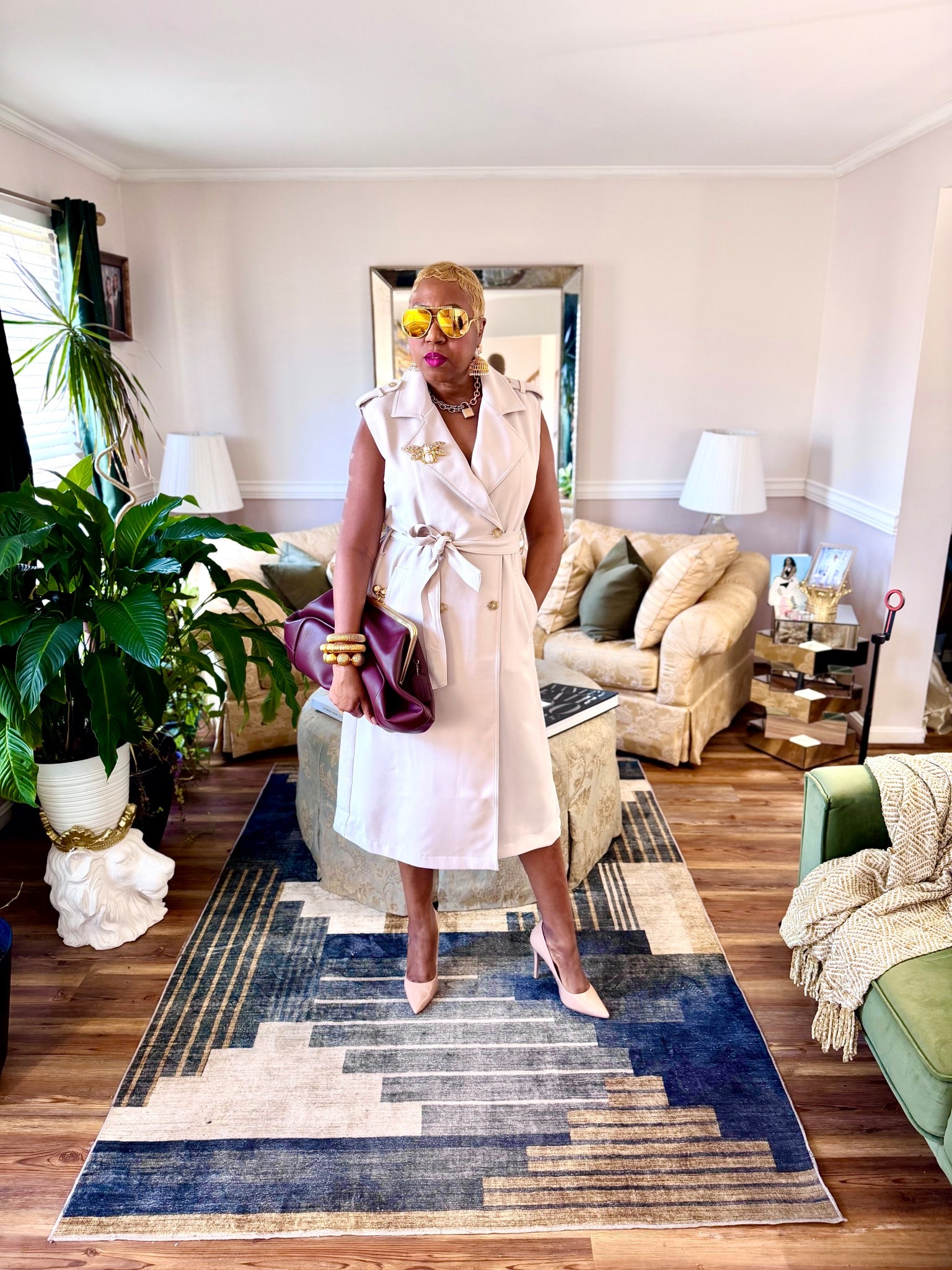 Neutrals done RIGHT 🤍✨
This sleeveless trench layered over soft tones is the definition of elevated everyday style. The gold accents + oversized clutch took this look from simple to statement.

Proof that you don’t need bold colors to stand out—just the right details.

Shop this look + my accessories in my LTK 🛍️

neutral outfit, sleeveless trench, elevated style, over 50 fashion, classy outfits, chic neutral looks, capsule wardrobe, polished style, effortless fashion, everyday luxury

#LTKWorkwear #LTKOver40 #LTKSaleAlert