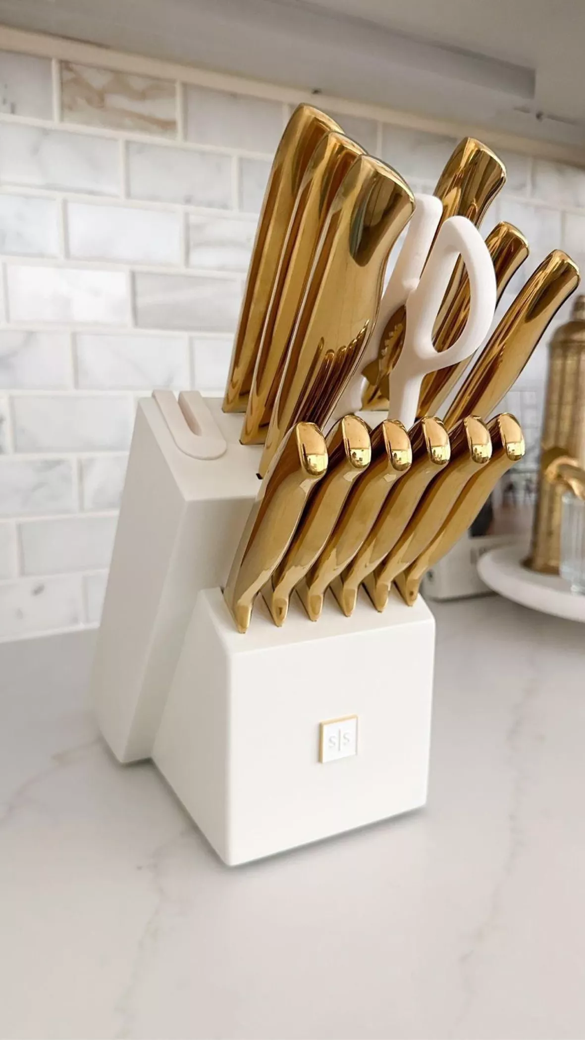 White and Gold Knife Set with Block Self Sharpening - 14 PC Titanium Coated  Gold and White Kitchen Knife Set and White Knife Block with Sharpener