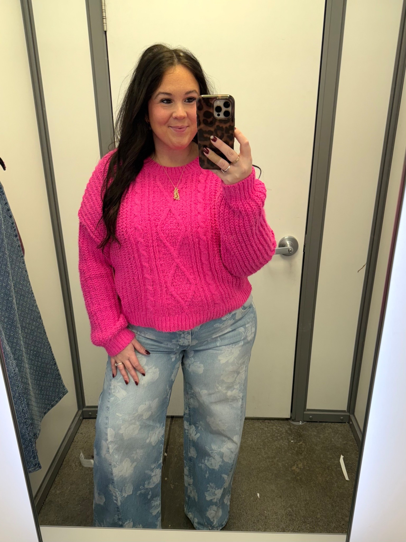 Vday outfit inspo!🩷

#LTKSeasonal #LTKMidsize #LTKootd