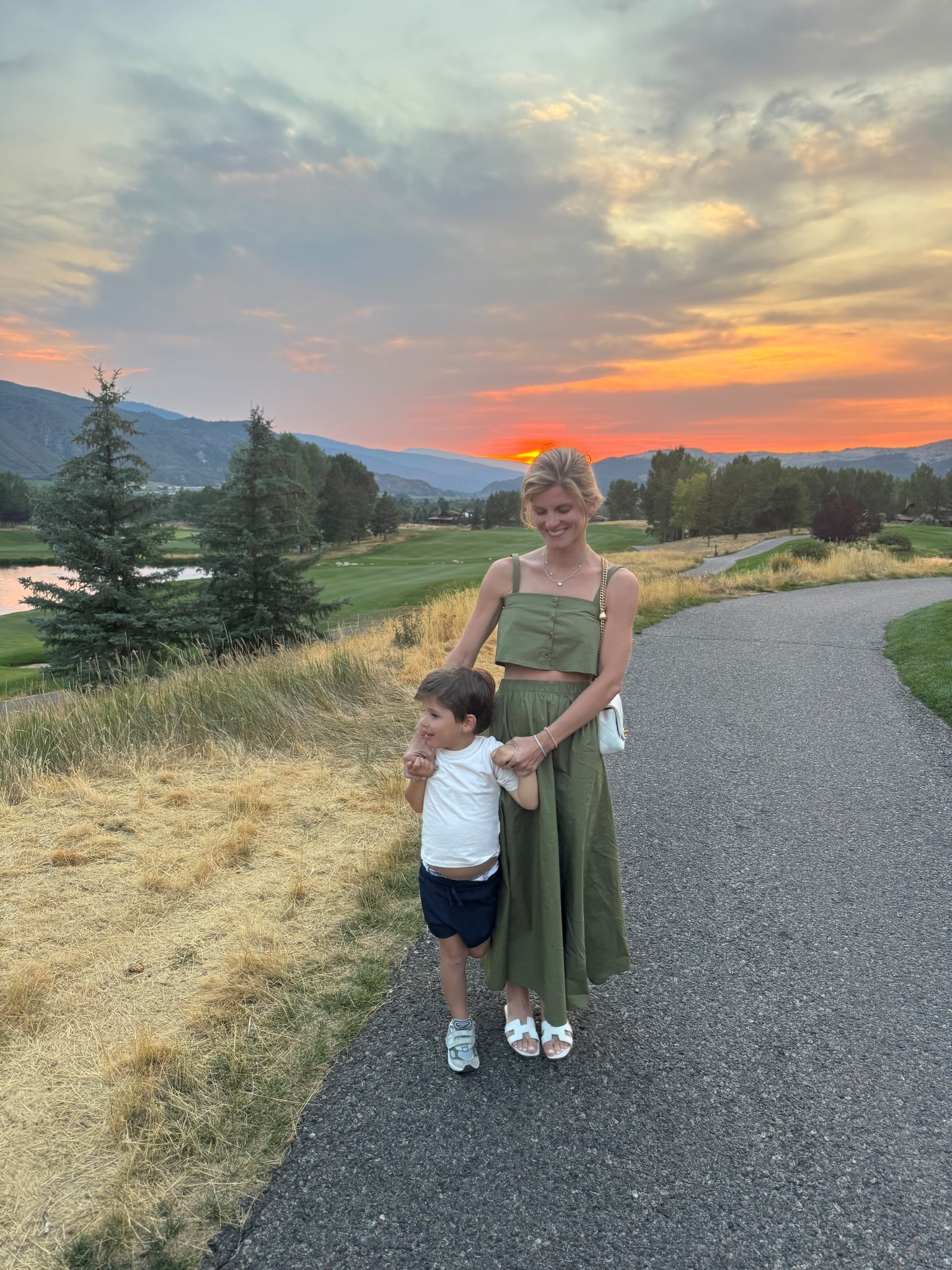 Le Bop - green skirt/crop set! Wearing XS!