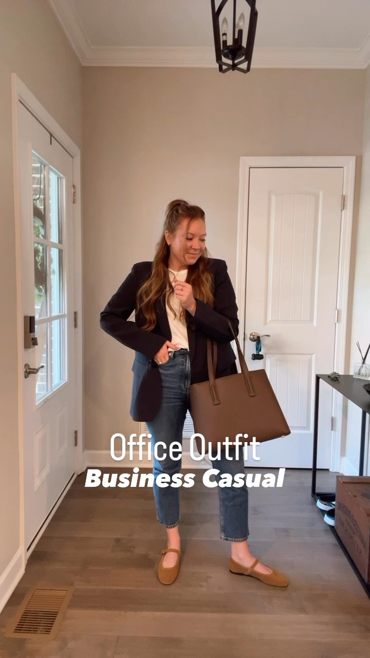 White tee - tts wearing a medium 
Navy boyfriend blazer - tts wearing an 8- runs oversized so you could size down
Cropped jeans - tts wearing a 29
Work bag

#LTKWatchNow #LTKFindsUnder50 #LTKWorkwear